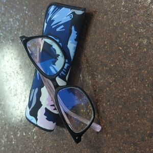 Vera Bradley Blue Light Readers With Case